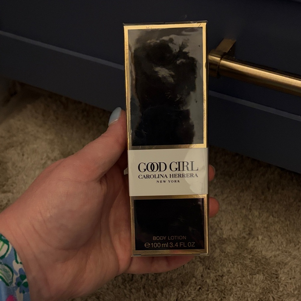 Carolina Herrera Good Girl Body Lotion - Black & Gold